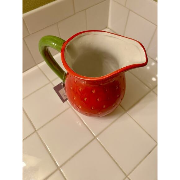 Home Essentials Strawberry Pitcher - Picture 4 of 6